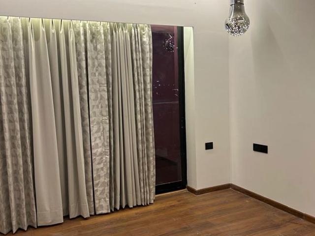 Rental | 3 BHK 1890 Sq.Ft. Apartment in SS The Coralwood