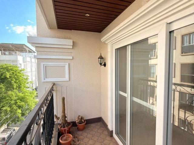 Rental | 3 BHK + 1800 Sq.Ft. Apartment in Cooke Town