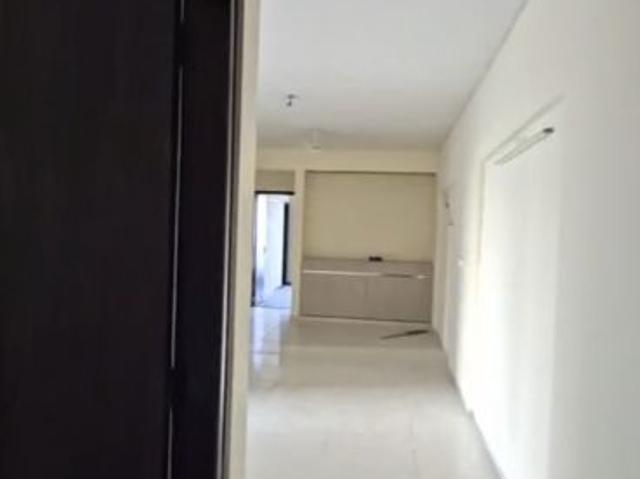 Rental | 3 BHK 1800 Sq.Ft. Apartment in BPTP Discovery Park