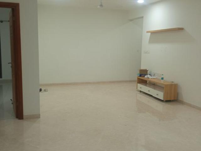 Rental | 3 BHK 1800 Sq.Ft. Apartment in Klassik Benchmark