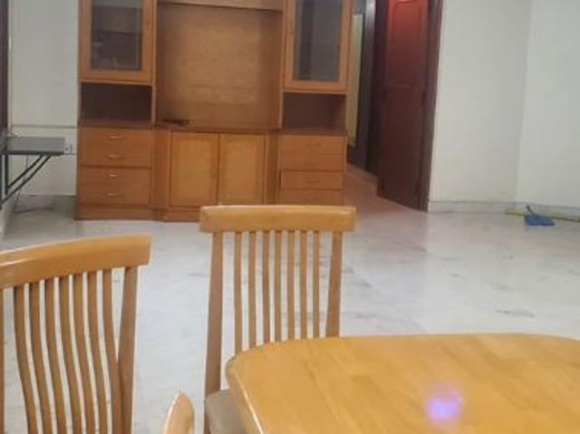 Rental | 3 BHK + 1800 Sq.Ft. Apartment in Jayamahal