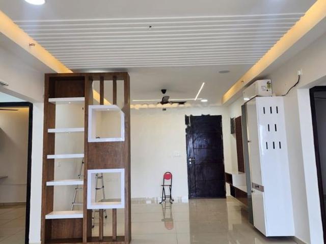 Rental | 3 BHK 1800 Sq.Ft. Apartment in Marina Skies