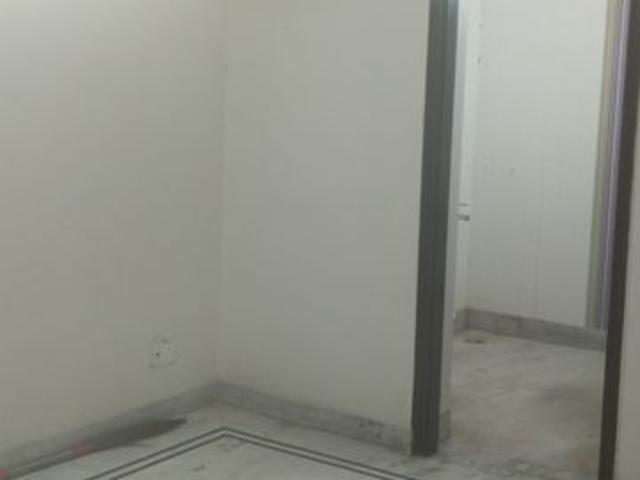 Rental | 3 BHK + 1800 Sq.Ft. Apartment in Sarita Vihar