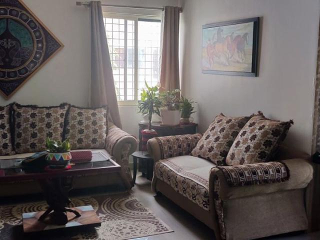 Rental | 3 BHK 1800 Sq.Ft. Apartment in SRK Silicana