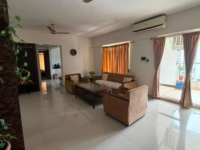 Rental | 3 BHK + 1800 Sq.Ft. Apartment in Sulbha