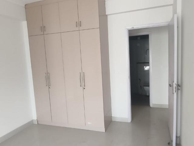 Rental | 3 BHK 1800 Sq.Ft. Apartment in Pareena The Elite Residences