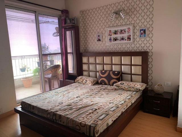 Rental | 3 BHK + 1800 Sq.Ft. Apartment in Unitech Heritage City