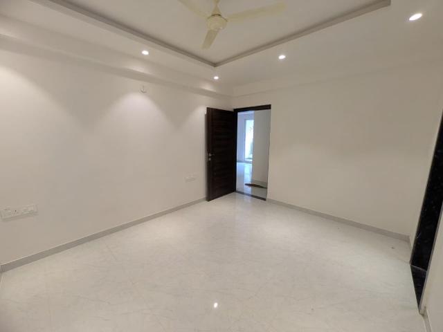 Rental | 3 BHK 1800 Sq.Ft. Apartment in Vaishali Nagar