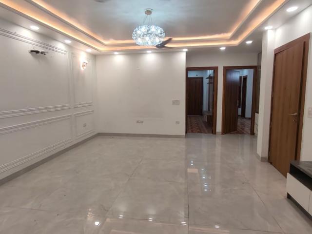 Rental | 3 BHK 1800 Sq.Ft. Apartment in Vipul World Plots