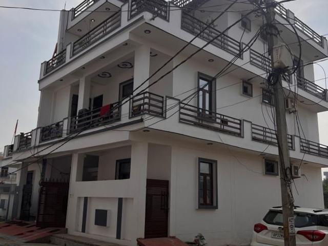 Rental | 3 BHK 1800 Sq.Ft. Independent House in Takrohi