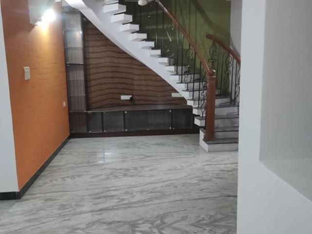 Rental | 3 BHK 1800 Sq.Ft. Independent House in HSR layout