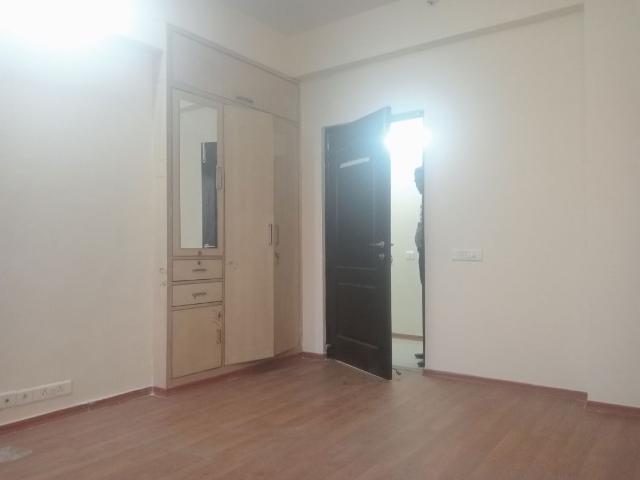 Rental | 3 BHK 1805 Sq.Ft. Apartment in Orchid Petals