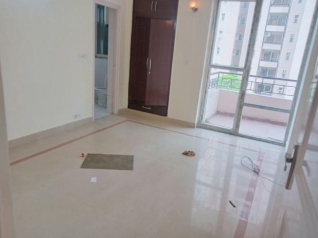 Rental | 3 BHK 1805 Sq.Ft. Apartment in Orchid Petals