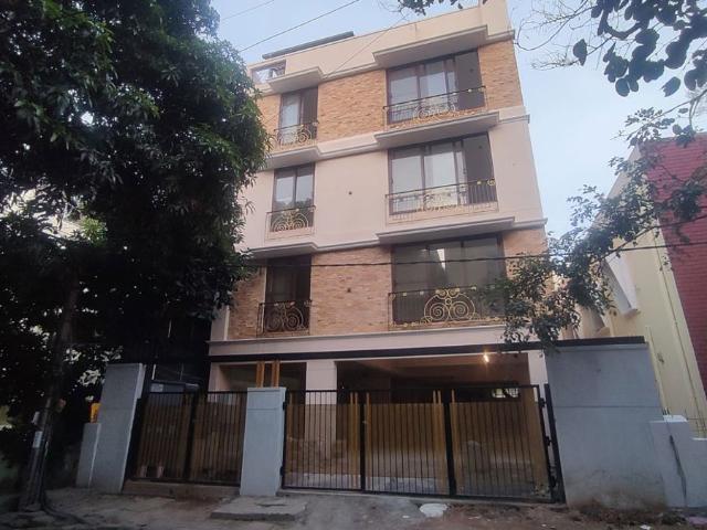 Rental | 3 BHK 1808 Sq.Ft. Apartment in Cooke Town