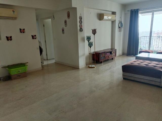 Rental | 3 BHK 1818 Sq.Ft. Apartment in DLF Regal Gardens