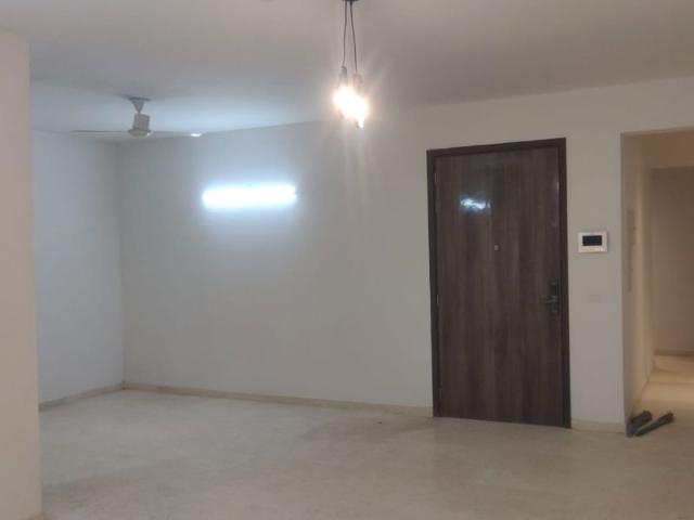 Rental | 3 BHK + 1820 Sq.Ft. Apartment in DLF Ultima Phase II
