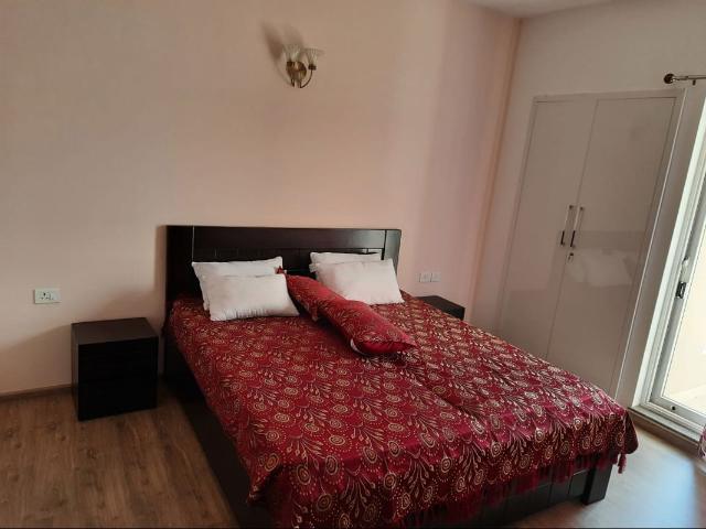 Rental | 3 BHK + 1827 Sq.Ft. Apartment in ABA Cleo County