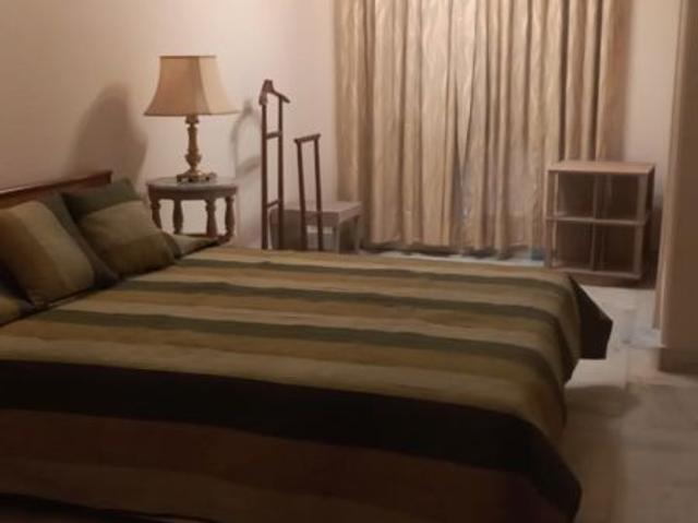 Rental | 3 BHK 1825 Sq.Ft. Apartment in Sector 106