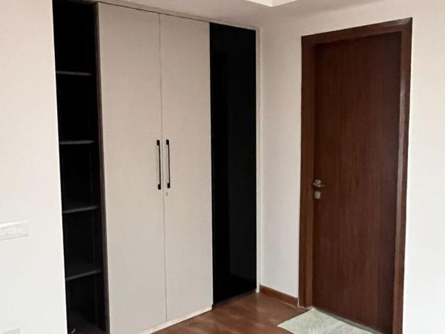 Rental | 3 BHK 1829 Sq.Ft. Apartment in Godrej Air Sector 85