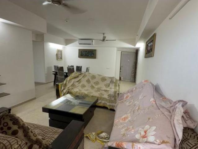 Rental | 3 BHK + 1829 Sq.Ft. Apartment in Godrej Air Sector 85