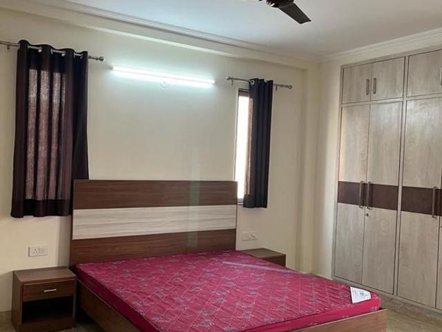 Rental | 3 BHK 1830 Sq.Ft. Apartment in Ardee City