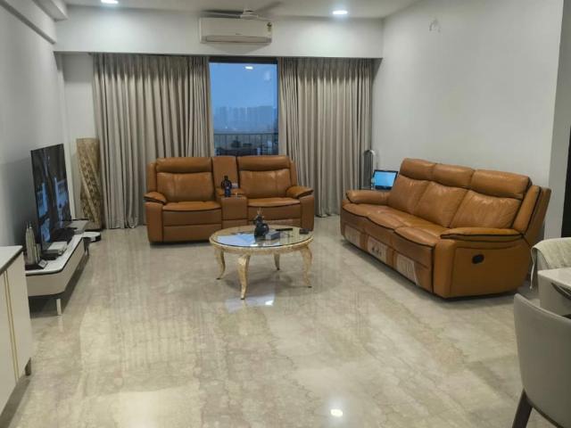 Rental | 3 BHK 1950 Sq.Ft. Apartment in Godrej RKS