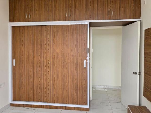 Rental | 3 BHK 1950 Sq.Ft. Apartment in Mantri Lithos