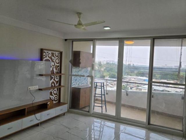 Rental | 3 BHK 1950 Sq.Ft. Apartment in Mantri Lithos