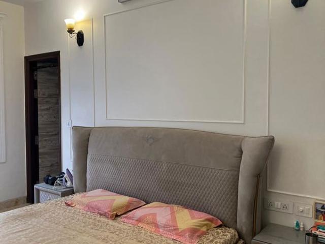 Rental | 3 BHK 1950 Sq.Ft. Apartment in Sarita Vihar