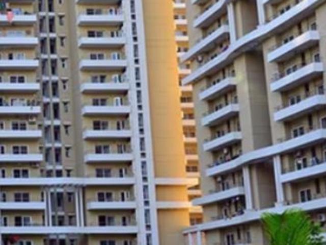Rental | 3 BHK + 1950 Sq.Ft. Apartment in Purvanchal Royal Park