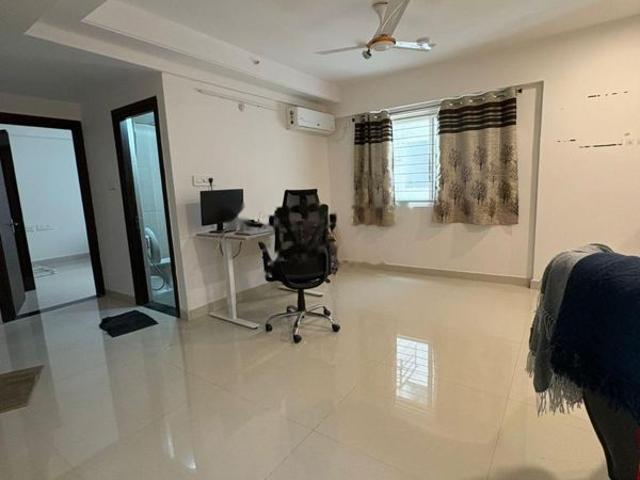 Rental | 3 BHK 1975 Sq.Ft. Apartment in SMR Vinay Metropolis