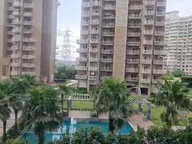 Rental | 3 BHK + 1976 Sq.Ft. Apartment in Capital The Residences 360