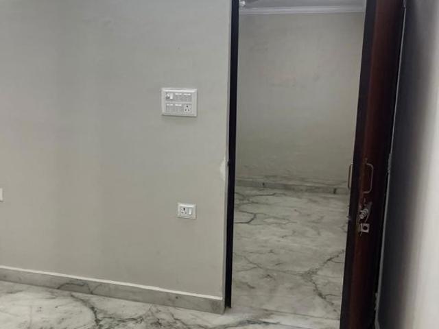 Rental | 3 BHK 197 Sq.Yd. Apartment in Sector 14 Dwarka