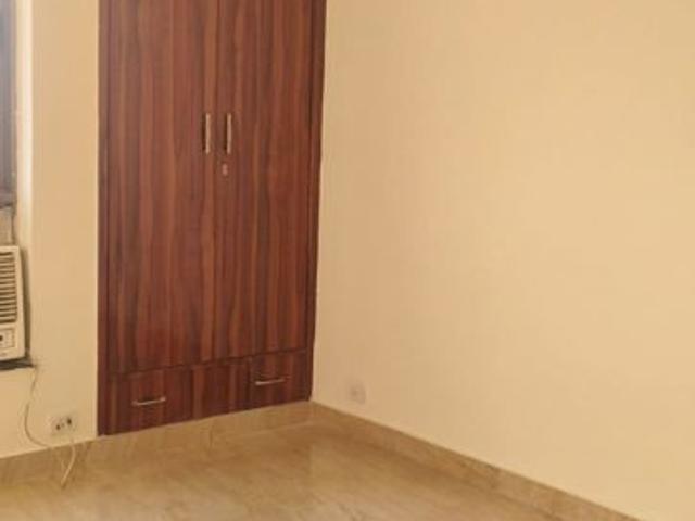Rental | 3 BHK + 1997 Sq.Ft. Apartment in Unitech The Close North