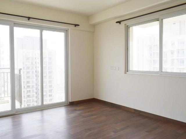 Rental | 3 BHK 1900 Sq.Ft. Apartment in Conscient Heritage Max