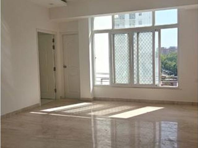 Rental | 3 BHK 1900 Sq.Ft. Apartment in Chandra Panorama