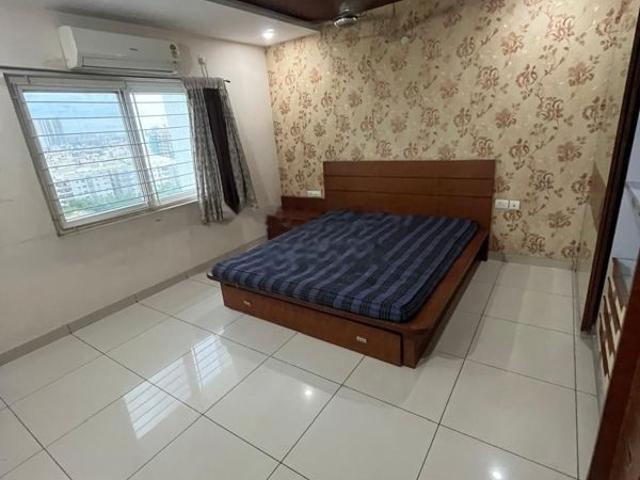 Rental | 3 BHK 1900 Sq.Ft. Apartment in Aparna HillPark Lake Breeze