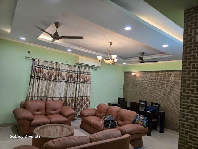 Rental | 3 BHK 1900 Sq.Ft. Apartment in ATS Golf Meadows