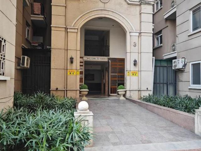 Rental | 3 BHK 1900 Sq.Ft. Apartment in ATS Golf Meadows