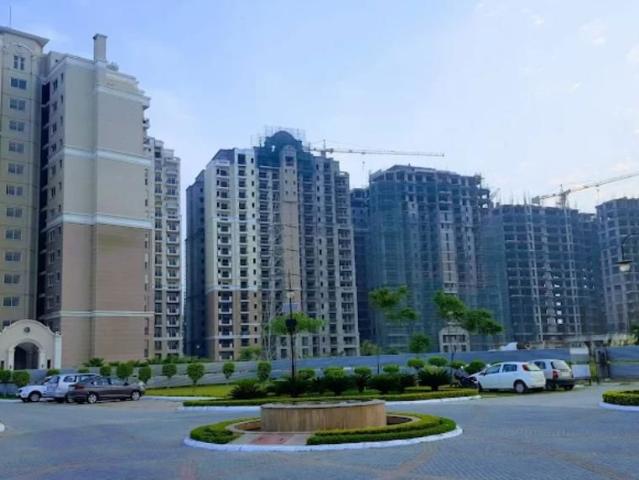 Rental | 3 BHK + 1900 Sq.Ft. Apartment in ATS Golf Meadows