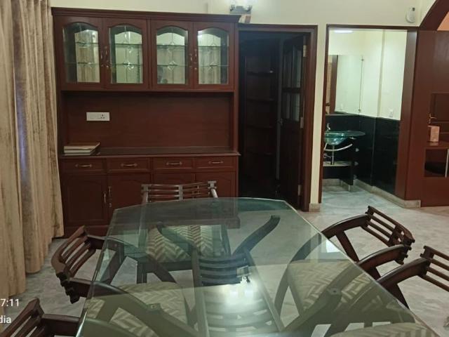 Rental | 3 BHK 1900 Sq.Ft. Apartment in Benson Town