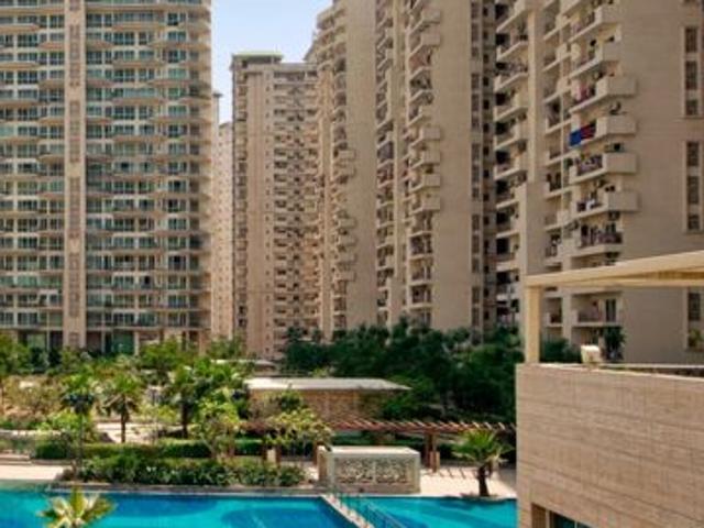 Rental | 3 BHK + 1900 Sq.Ft. Apartment in Mahagun Moderne