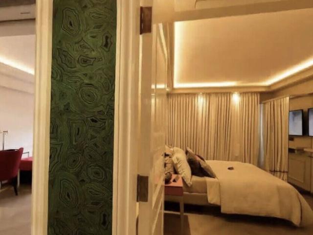 Rental | 3 BHK 1900 Sq.Ft. Apartment in Shanaz Apartment