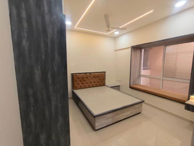 Rental | 3 BHK 1925 Sq.Ft. Apartment in Raheja Vistas