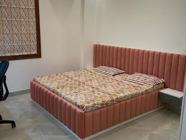 Rental | 3 BHK + 1935 Sq.Ft. Apartment in Lotus Panache