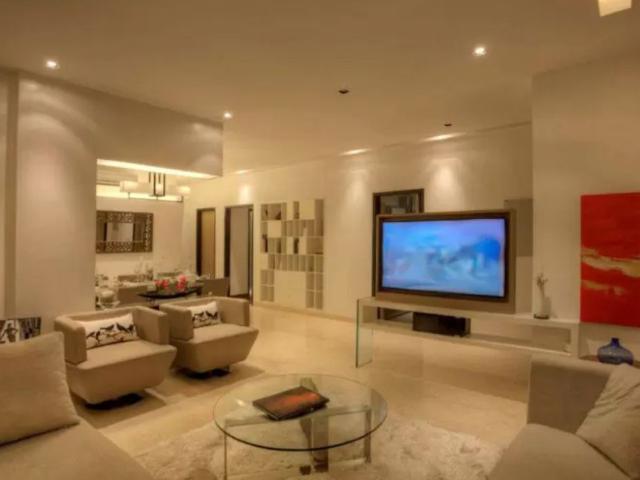 Rental | 3 BHK + 2075 Sq.Ft. Apartment in Conscient Heritage Max