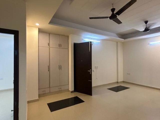 Rental | 3 BHK 2000 Sq.Ft. Villa in Sector 21