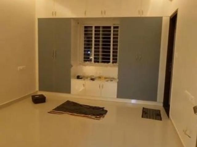 Rental | 3 BHK 2000 Sq.Ft. Apartment in Aurobindo The Regent
