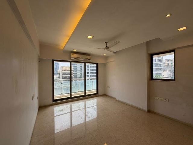 Rental | 3 BHK 2000 Sq.Ft. Apartment in Bandra West