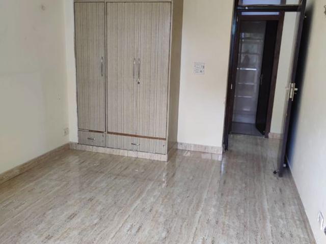 Rental | 3 BHK 2000 Sq.Ft. Apartment in Dwarka